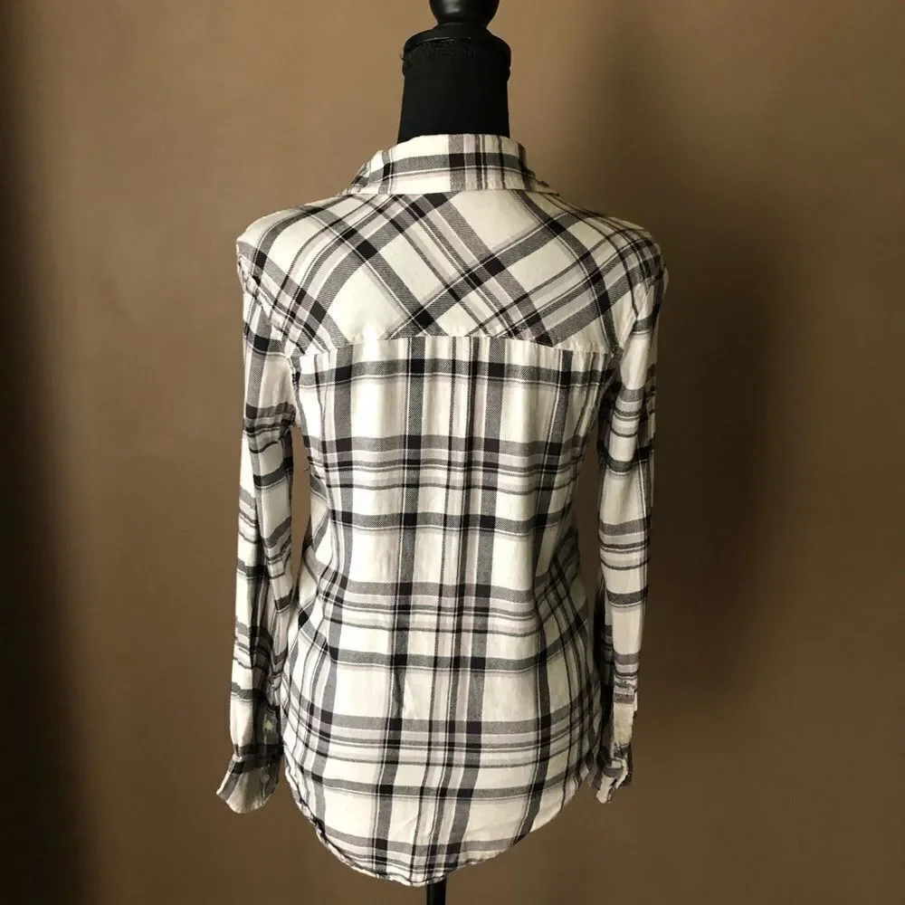 Aeropostale Plaid Long Sleeve Button Shirt